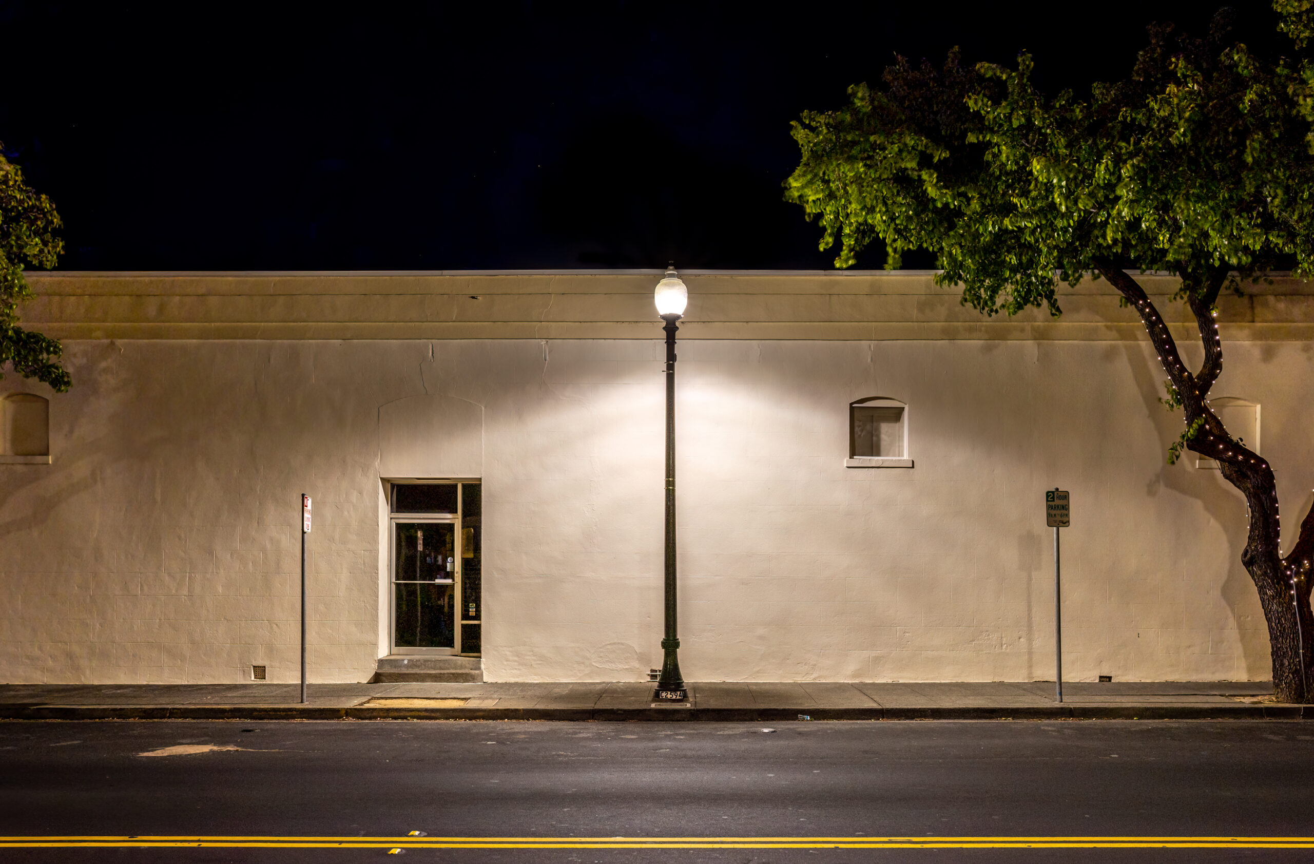 Filamento post top lamps and lights used for Vacaville Street lights located in Vacaville, CA increasing LED output, reducing glare, and increasing efficiency. The lights are not wasted as they point down due to the optical design of Filamento's LED lamps.